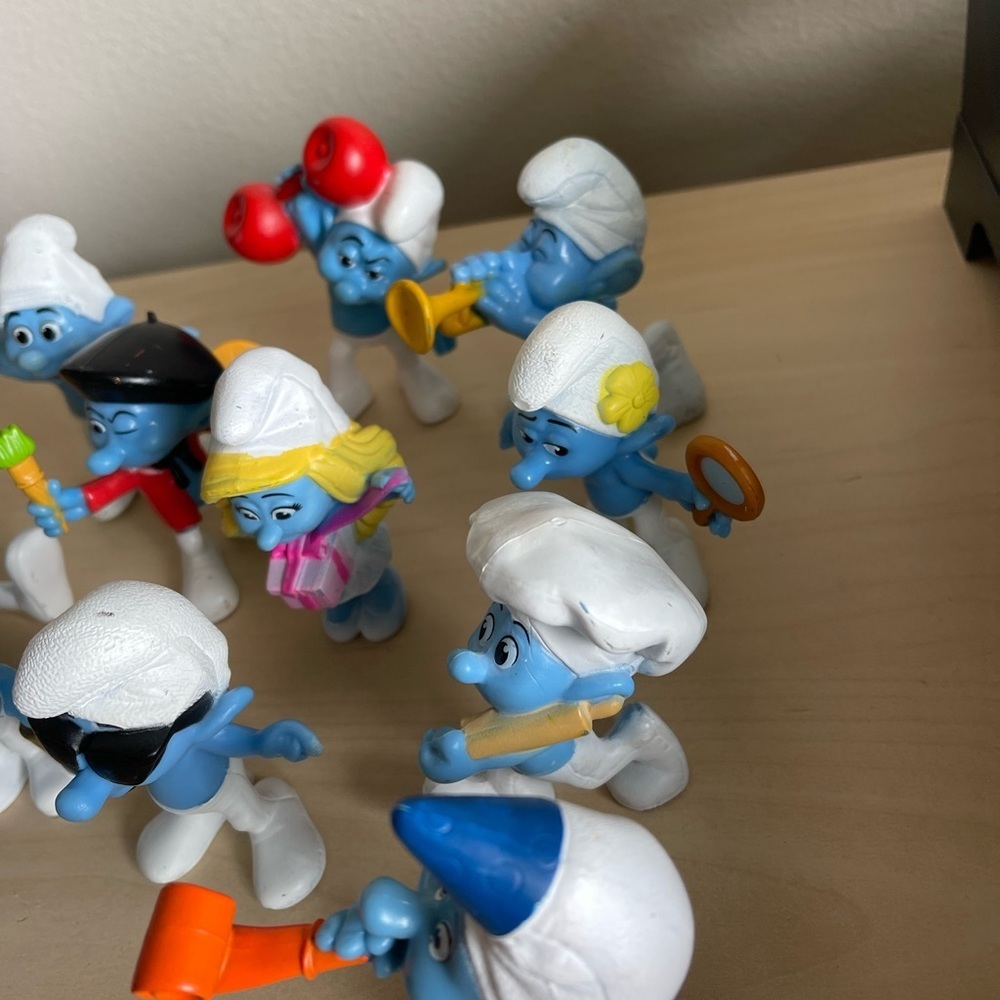 Smurf’s - Picture 3 of 11